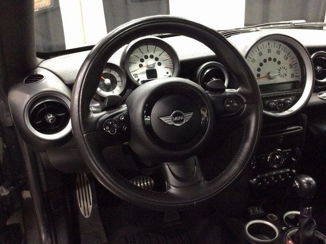 2013 Mini Cooper Roadster S photo 13
