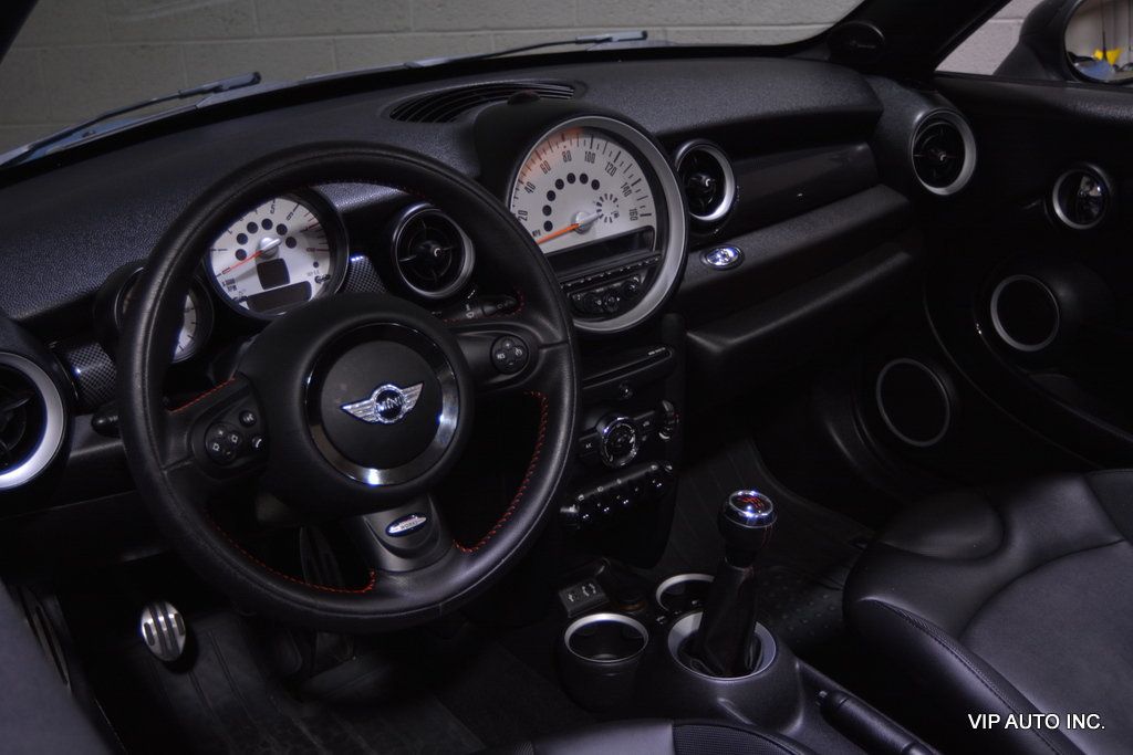 2013 MINI Cooper S Roadster  - 22589502 - 32