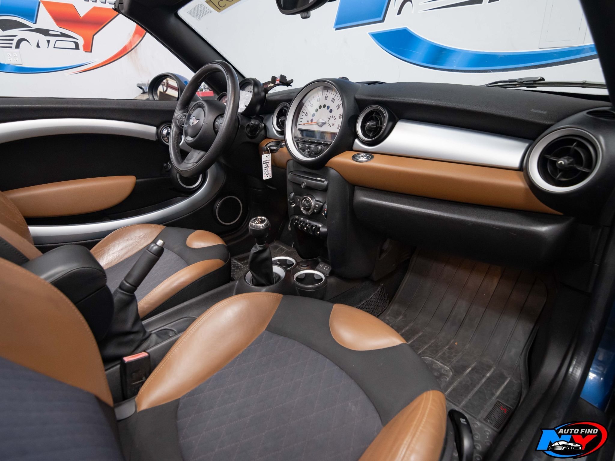 2013 Mini Cooper Roadster Convertible photo 11