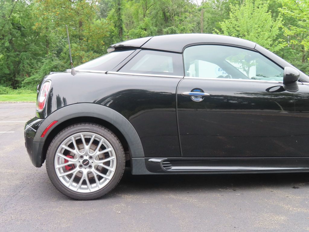 2013 Mini Cooper Coupe John Cooper Works photo 13