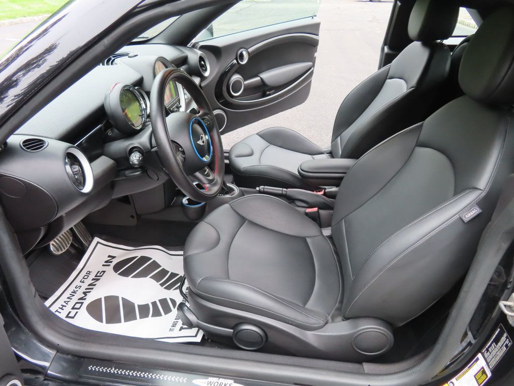 2013 Mini Cooper Coupe John Cooper Works photo 17