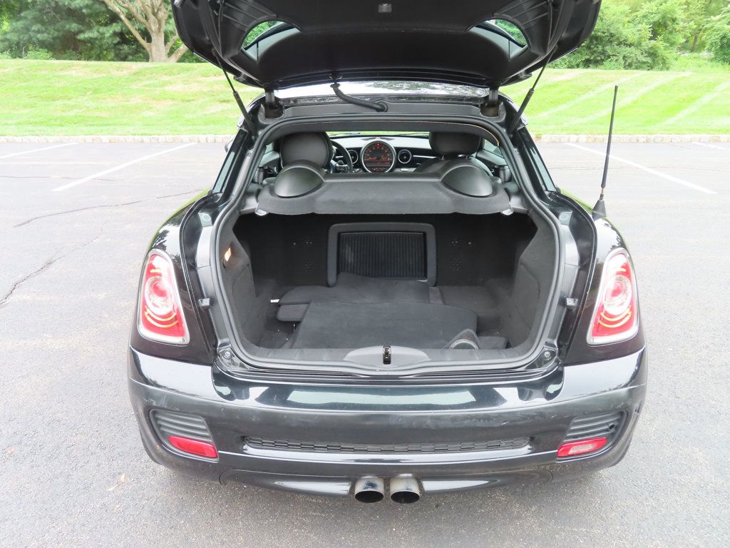 2013 Mini Cooper Coupe John Cooper Works photo 29