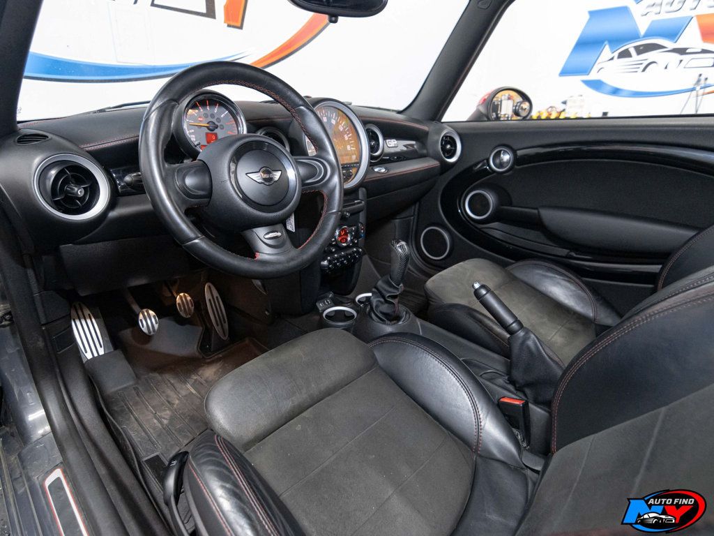 2013 Mini Cooper John Cooper Works GP photo 12