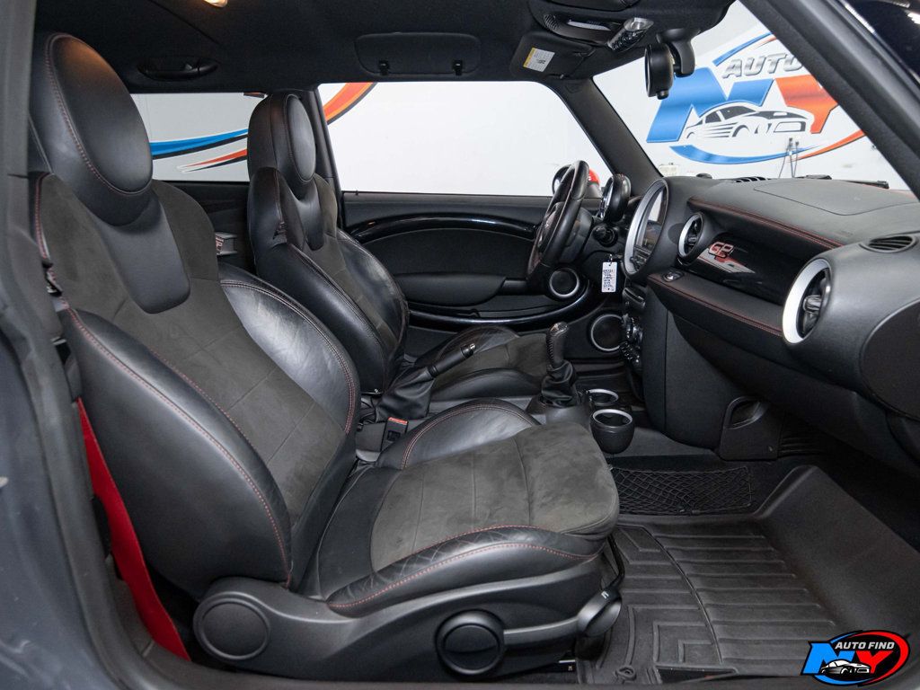 2013 Mini Cooper John Cooper Works GP photo 17