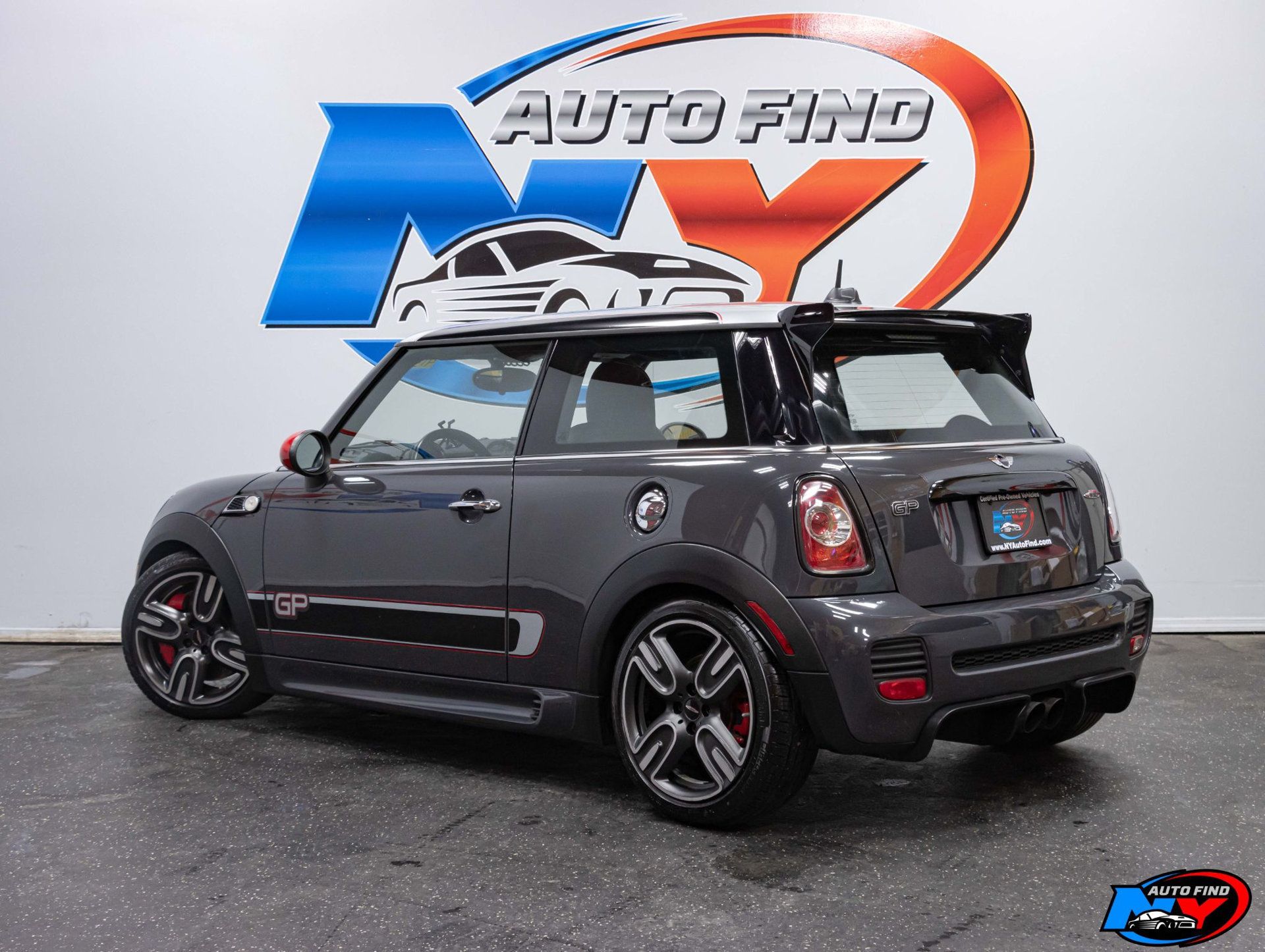 2013 Mini Cooper John Cooper Works GP photo 2