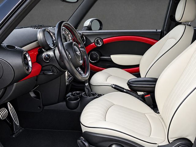 2013 MINI John Cooper Works JCW, PAN SUNROOF, NAVI, HARMAN KARDON, HEATED SEATS, PREMIUM - 23092306 - 4