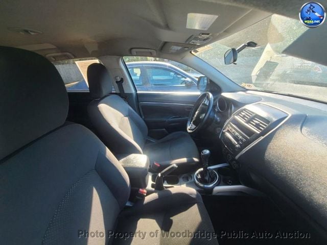 2013 Mitsubishi Outlander Sport 2WD 4dr Manual ES - 23027854 - 10