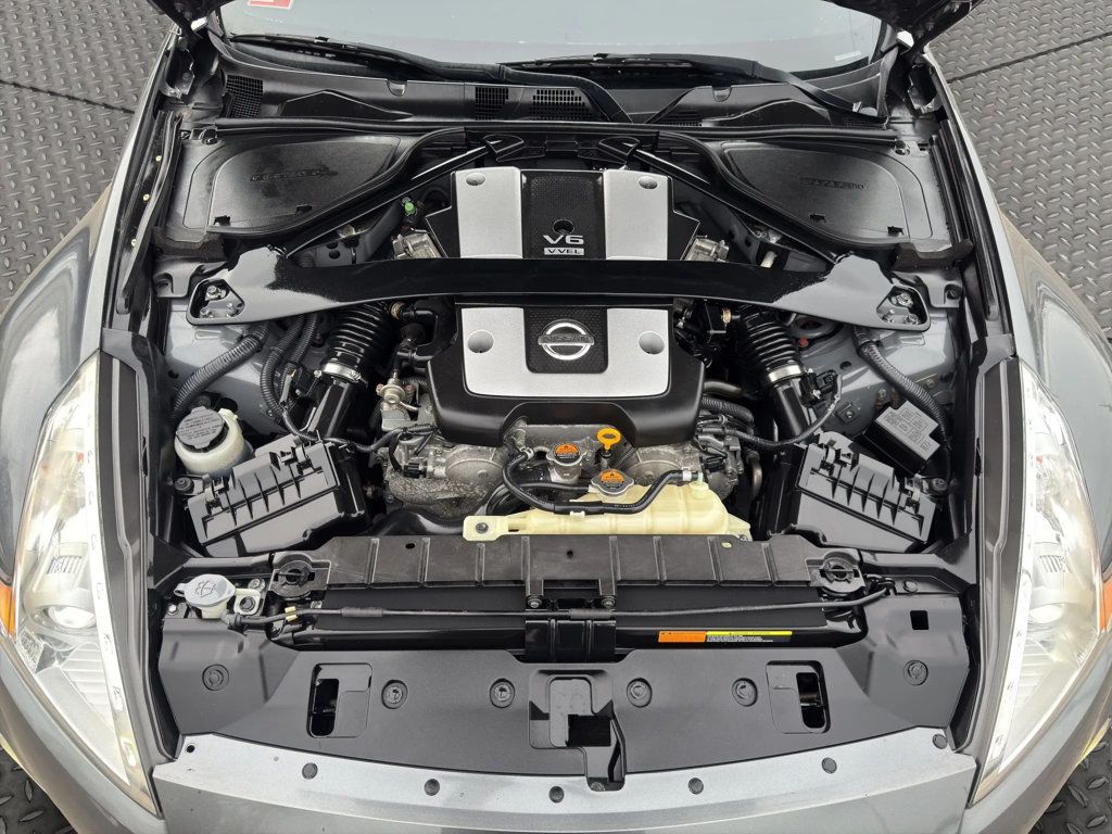 2013 Nissan 370Z Coupe 2D - 22944940 - 19