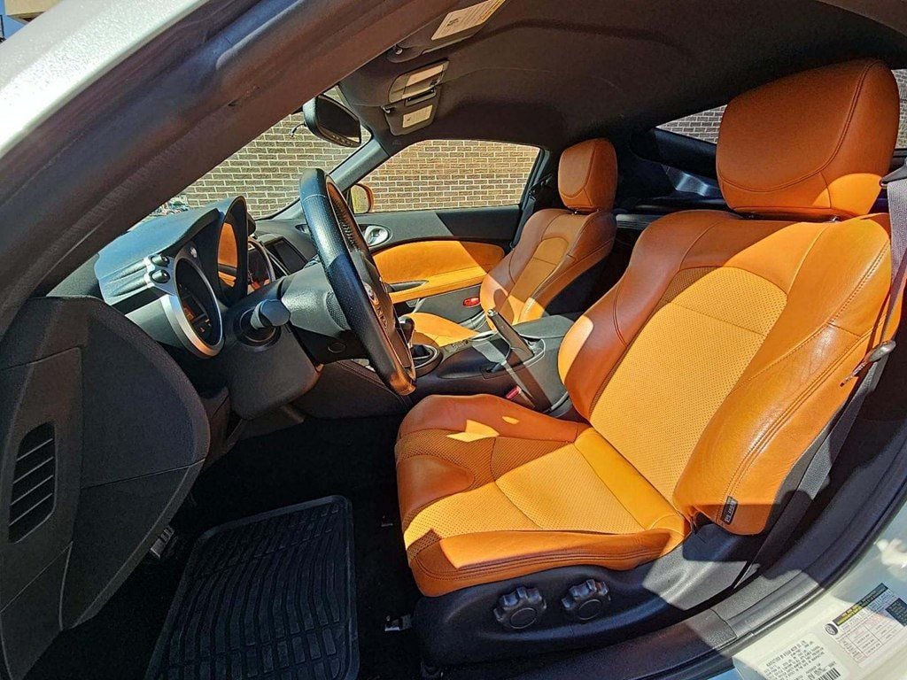 2013 Nissan 370Z photo 10