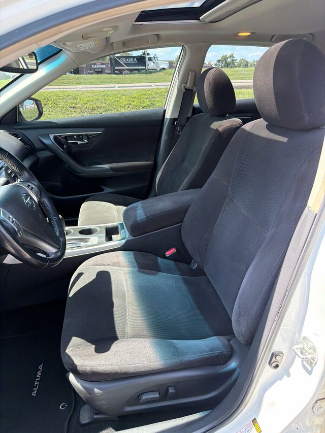 2013 Nissan Altima  - 23039041 - 9