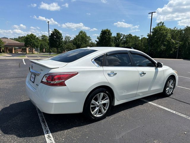2013 Nissan Altima  - 23039041 - 3