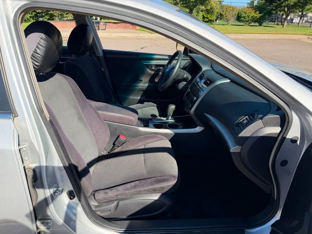 2013 Nissan Altima 2.5 S, I4, BUCKET SEATS, CHROME EXHAUST, BLUETOOTH AUDIO & PHONE - 23083637 - 9