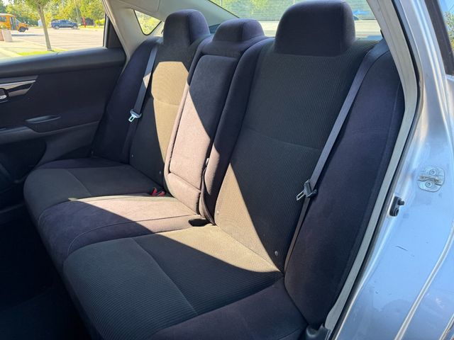 2013 Nissan Altima 2.5 S, I4, BUCKET SEATS, CHROME EXHAUST, BLUETOOTH AUDIO & PHONE - 23083637 - 11