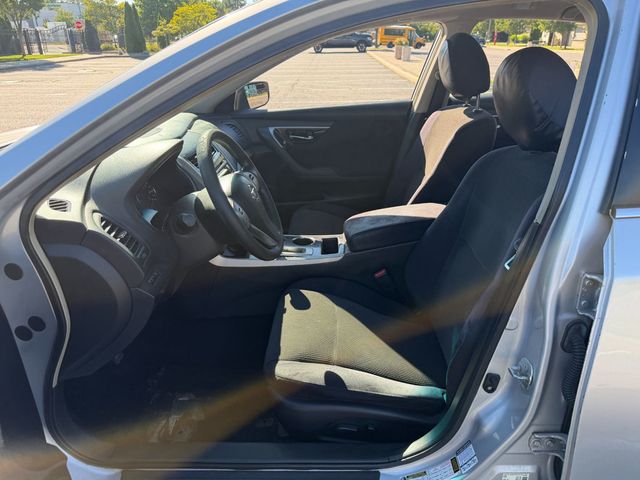 2013 Nissan Altima 2.5 S, I4, BUCKET SEATS, CHROME EXHAUST, BLUETOOTH AUDIO & PHONE - 23083637 - 6