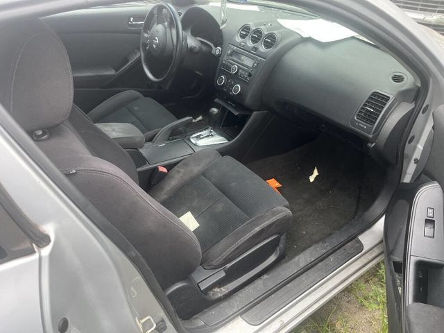 2013 Nissan Altima 2dr Coupe I4 2.5 S - 22928611 - 4