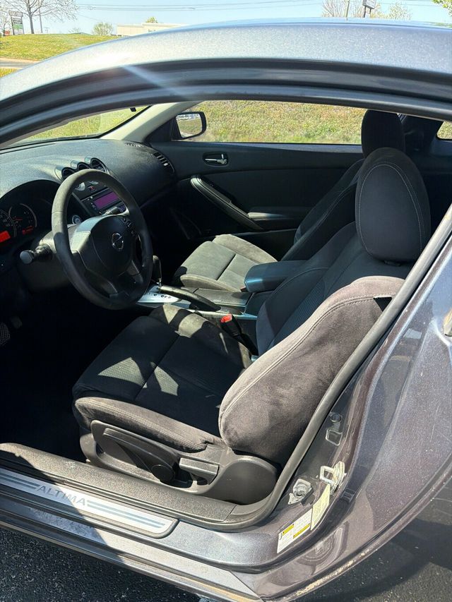 2013 Nissan Altima 2dr Coupe I4 2.5 S - 23009598 - 8