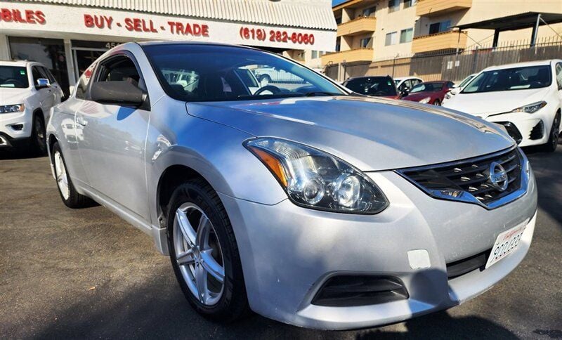 2013 Nissan Altima 2dr Coupe I4 2.5 S - 22648044 - 4