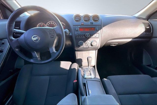 2013 Nissan Altima 2dr Coupe I4 2.5 S - 22972716 - 17