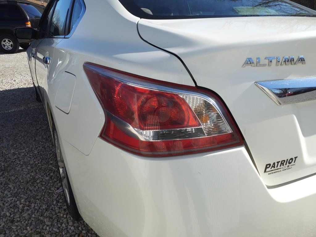2013 Nissan Altima 4dr Sedan I4 2.5 S - 22954325 - 12