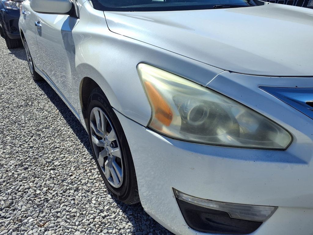 Nissan Altima photo 17