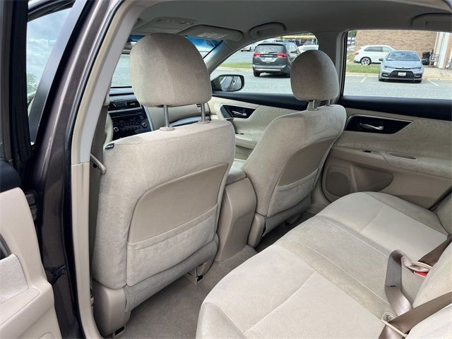 2013 Nissan Altima 4dr Sedan I4 2.5 S - 22945069 - 11