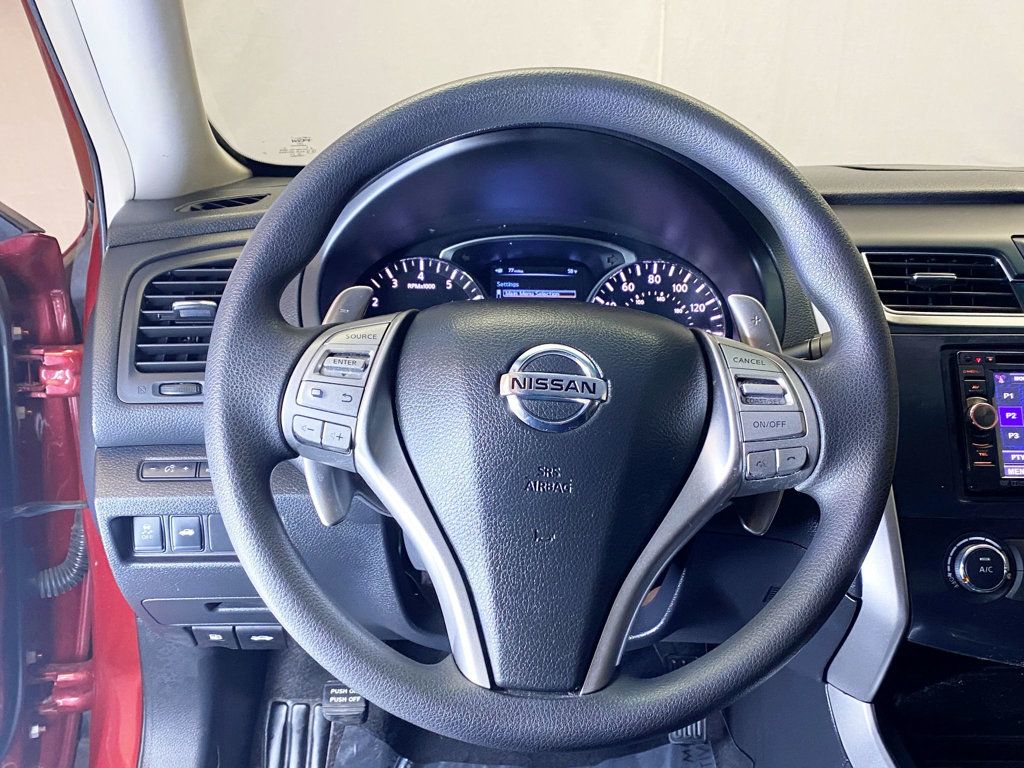 2013 Nissan Altima 4dr Sedan V6 3.5 S - 22934074 - 19