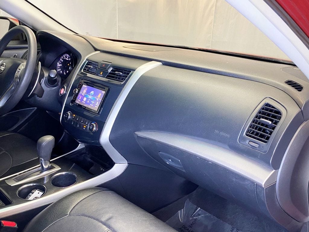 2013 Nissan Altima 4dr Sedan V6 3.5 S - 22934074 - 35