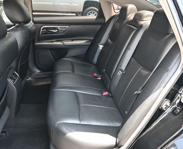 2013 Nissan Altima SV - 23025051 - 11