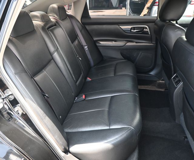 2013 Nissan Altima SV - 23025051 - 13