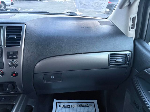 2013 Nissan Armada 4WD 4dr SV - 22949730 - 13