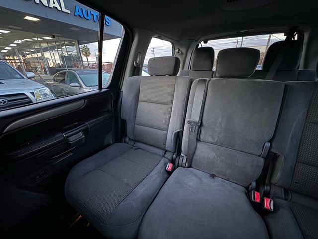 2013 Nissan Armada 4WD 4dr SV - 22949730 - 17