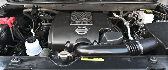 2013 Nissan Armada SV - 23023671 - 19
