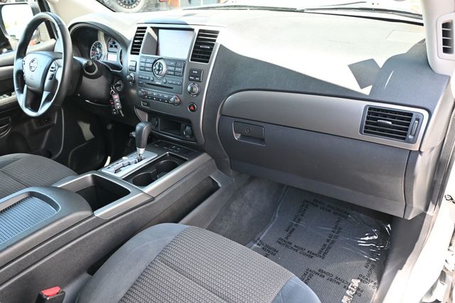 2013 Nissan Armada SV - 23023671 - 8