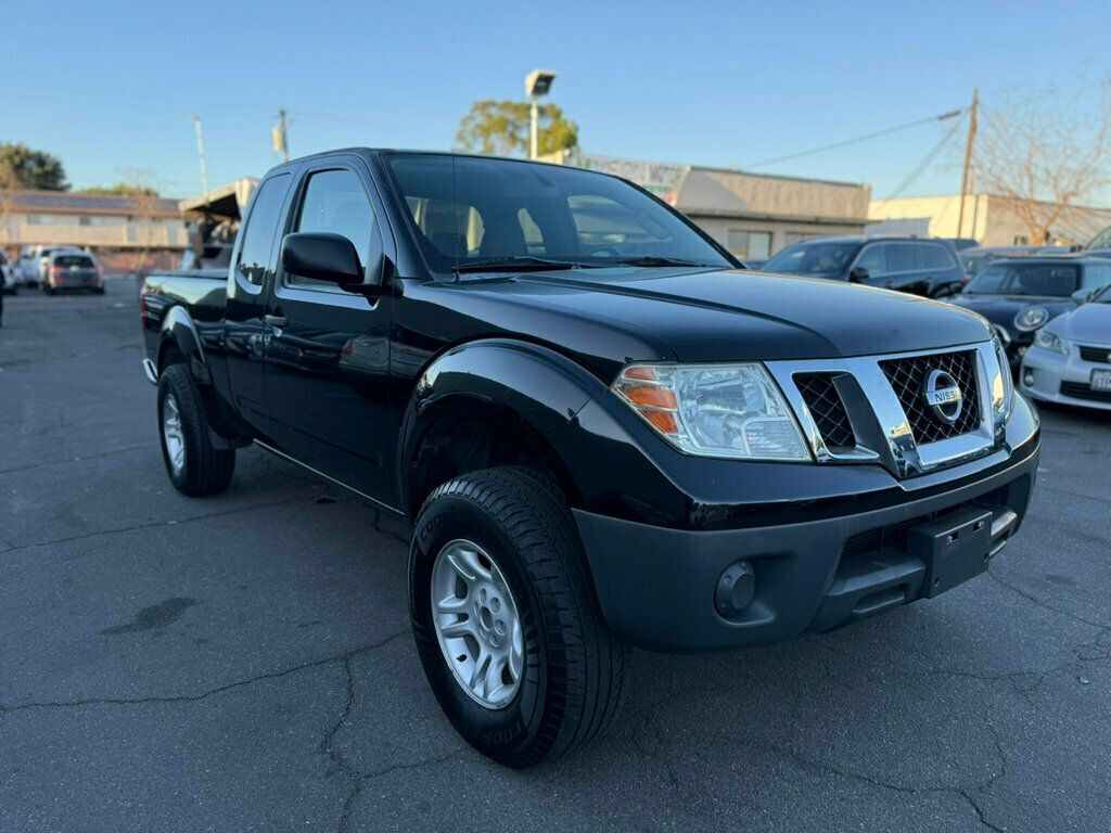 2013 Nissan Frontier photo 3