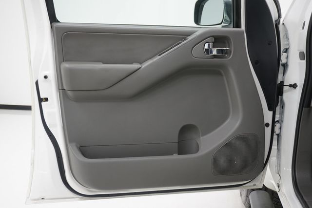 2013 Nissan Frontier 2WD Crew Cab SWB Automatic SL - 22997052 - 10