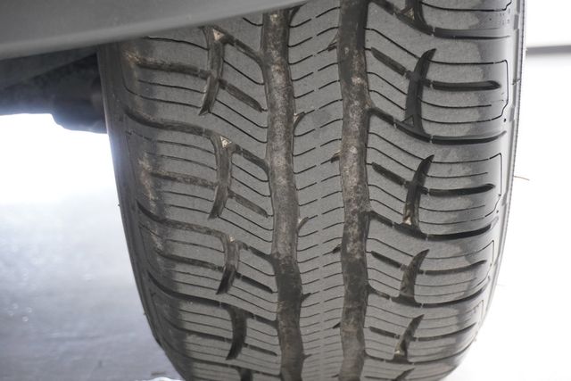 2013 Nissan Frontier 2WD Crew Cab SWB Automatic SL - 22997052 - 29