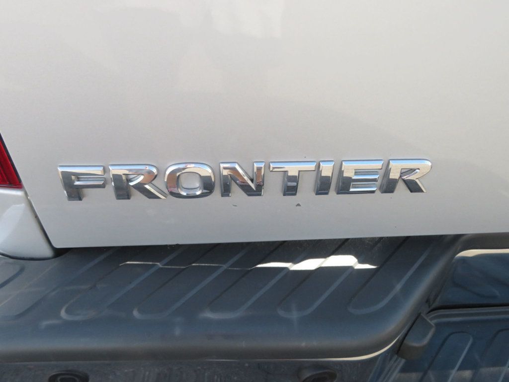 2013 Nissan Frontier 4.0 6 CYLINDER EXTRA CLEAN LOW MILES SV FRONTIER KINGCAB  - 22983975 - 13