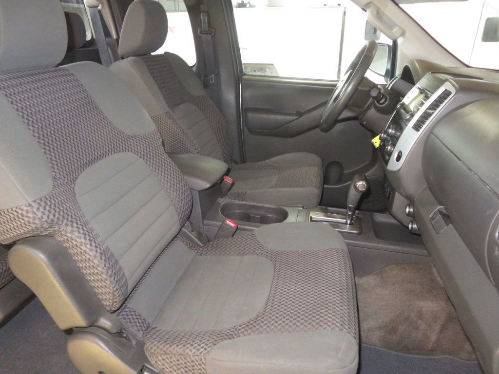 2013 Nissan Frontier 4.0 6 CYLINDER EXTRA CLEAN LOW MILES SV FRONTIER KINGCAB  - 22983975 - 29