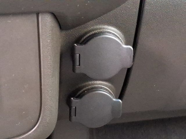 2013 Nissan Frontier 4WD King Cab Automatic SV - 22983407 - 24