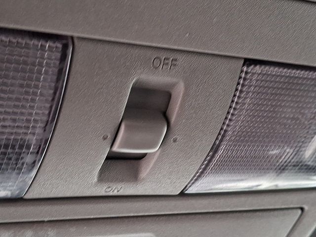 2013 Nissan Frontier 4WD King Cab Automatic SV - 22983407 - 26