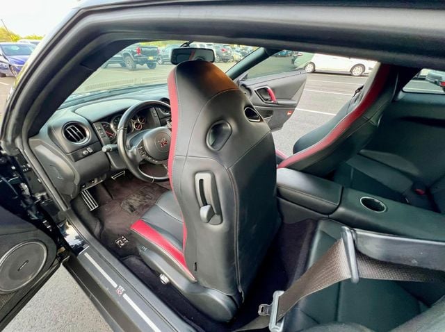 2013 Nissan GT-R 2dr Coupe Black Edition - 22938520 - 41