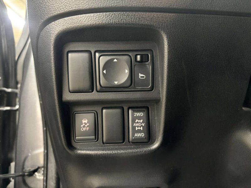 2013 Nissan JUKE 5dr Wagon CVT SL AWD - 22978710 - 36