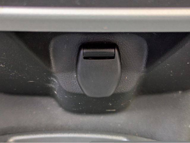 2013 Nissan Leaf  - 22545731 - 21