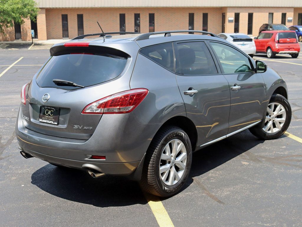 2013 Nissan Murano SV photo 3