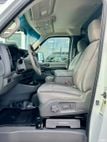 2013 Nissan NV 2500 sv - 22954304 - 12
