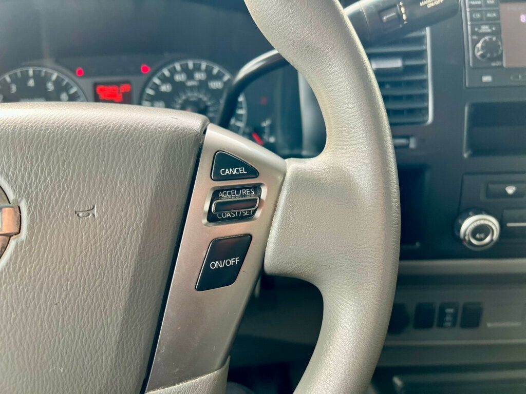 2013 Nissan NV 2500 sv - 22954304 - 14