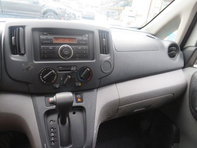2013 Nissan NV200 I4 SV (Clear Title) - 23064324 - 6