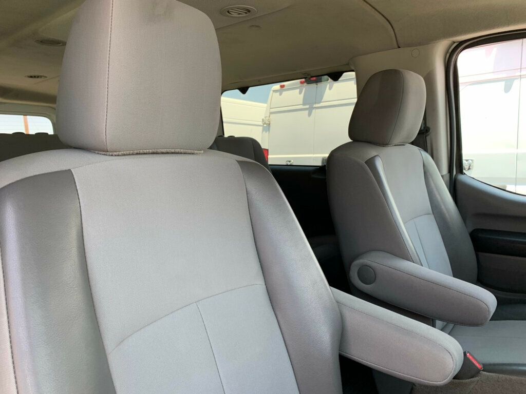 2013 Nissan NV3500 HD Passenger S 12 PASSENGER VAN - 23051284 - 35