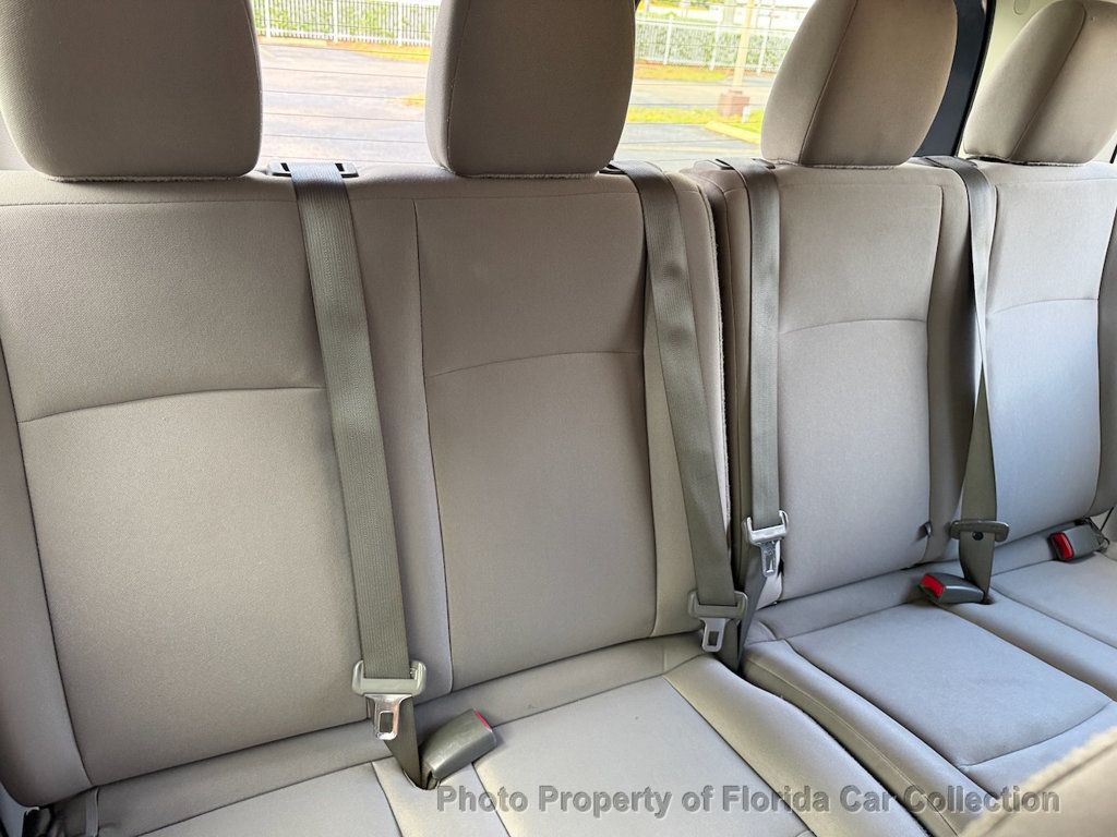 2013 Nissan NV3500 HD Passenger SV 12-Passenger Van 5.6L V8   - 22989770 - 11