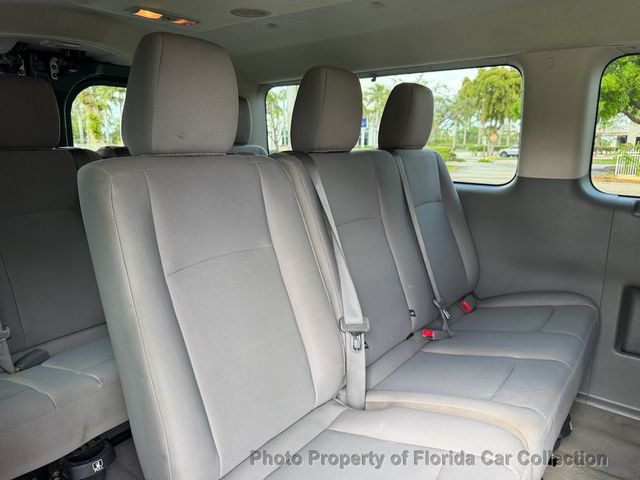 2013 Nissan NV3500 HD Passenger SV 12-Passenger Van 5.6L V8   - 22989770 - 29